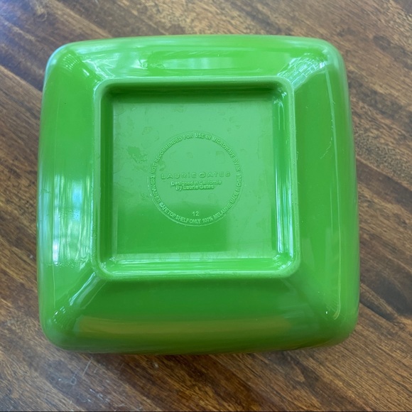 Coordinating Laurie Gates plate and bowl - Picture 4 of 8